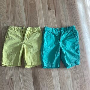Gap kids boys size 6 shorts-2 pairs